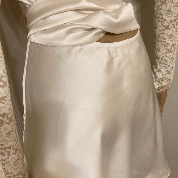 Zara Bride Dress - Picture 7 of 11